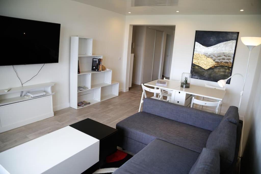 Le Refuge Blesois Avec Parking Prive - Blesois Refuge With Private Parking Apartment Blois Exterior foto