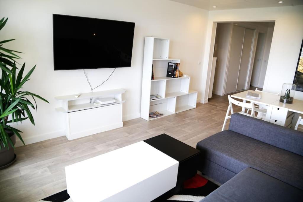 Le Refuge Blesois Avec Parking Prive - Blesois Refuge With Private Parking Apartment Blois Exterior foto