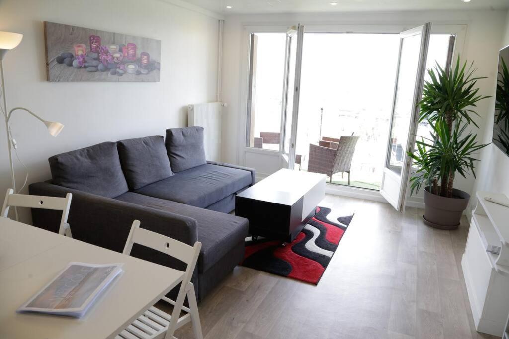 Le Refuge Blesois Avec Parking Prive - Blesois Refuge With Private Parking Apartment Blois Exterior foto