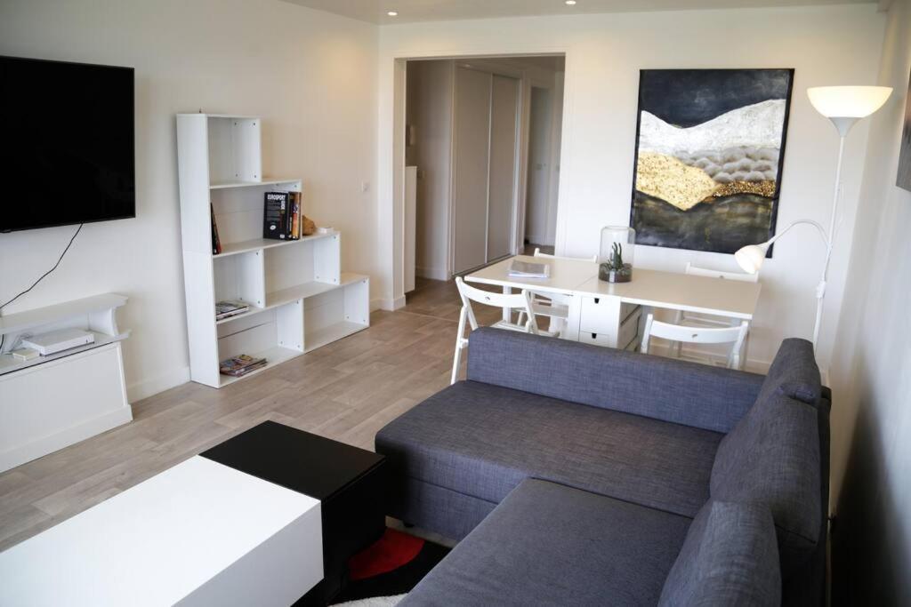 Le Refuge Blesois Avec Parking Prive - Blesois Refuge With Private Parking Apartment Blois Exterior foto