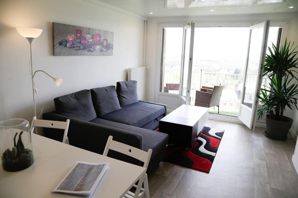Le Refuge Blesois Avec Parking Prive - Blesois Refuge With Private Parking Apartment Blois Exterior foto